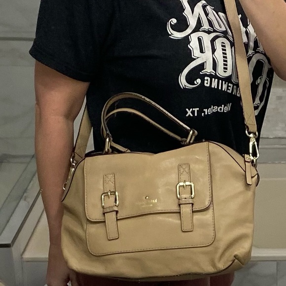 Kate Spade Handbag in Nude - Picture 3 of 7